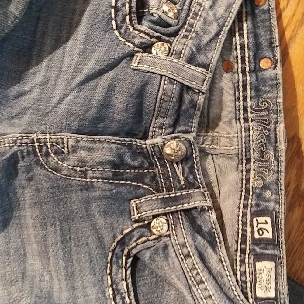 Miss Me jeans